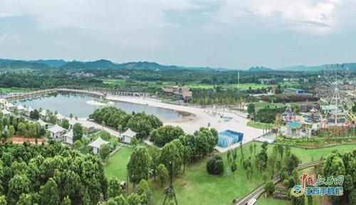 致敬白衣戰(zhàn)士 捐贈(zèng) 愛(ài)心大禮包 仙鳳三寶好樣的